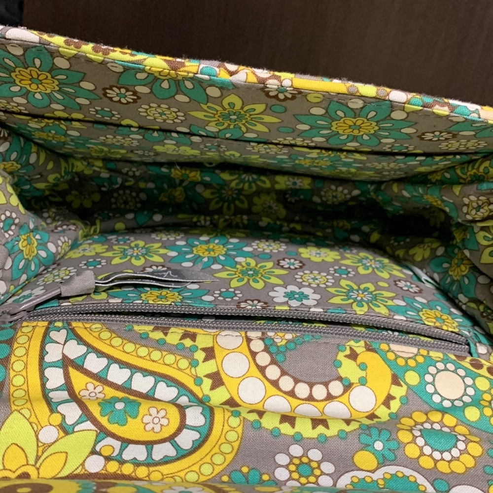 Handbag - Picture 6 of 6